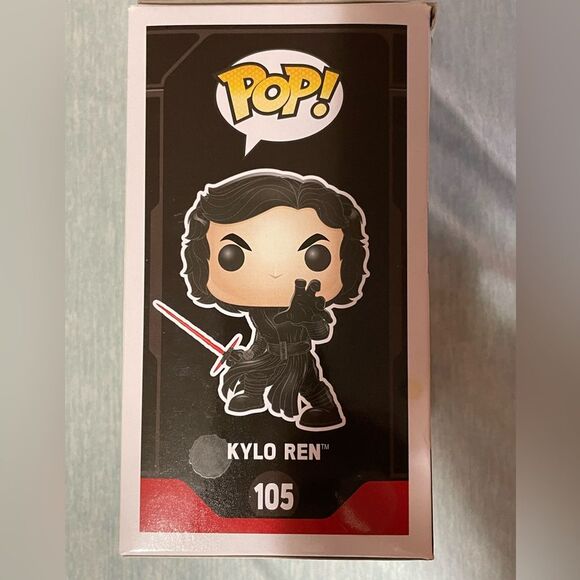 Funko Pop Kylo Ren With Starkiller Base #105 Star Wars - Picture 4 of 6